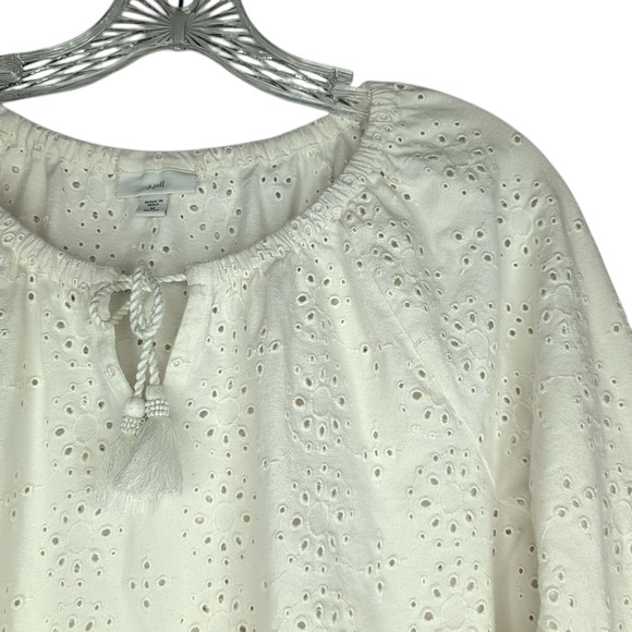 J. Jill Cream Cotton Knit Eyelet A-Line Blouse, size petite medium - Picture 9 of 10